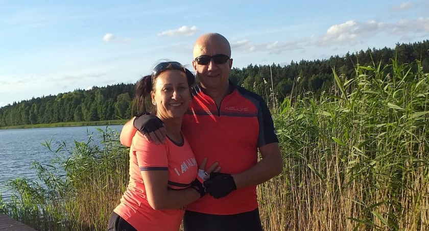 Katarzyna i Adam Koprowiczowie. Biegają, morsują i jeżdżą na rowerach - wszędzie razem