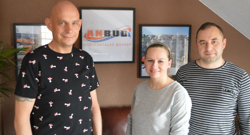 Anbud zarabia w Niemczech, inwestuje w Świeciu. W firmie wypożyczyć będzie można od luksusowego auta po minikoparkę