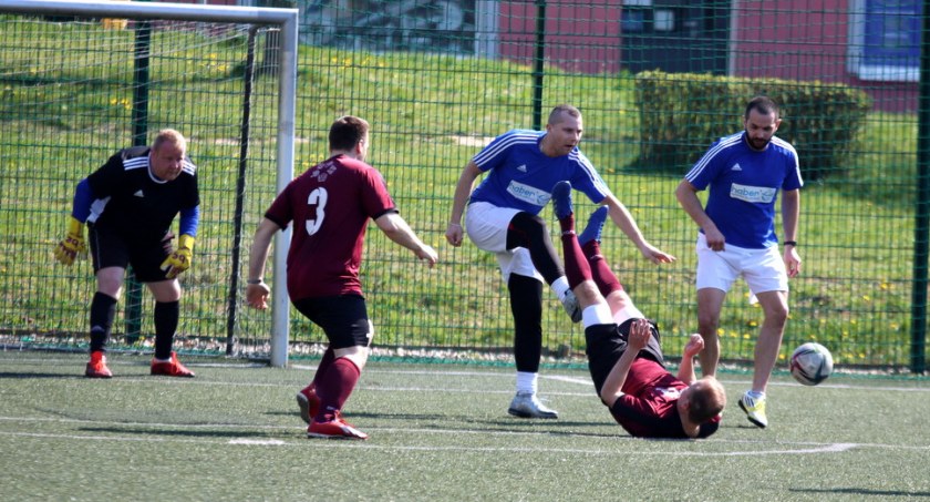 SunTech pierwszym liderem  Family Sunday League [ZDJĘCIA]