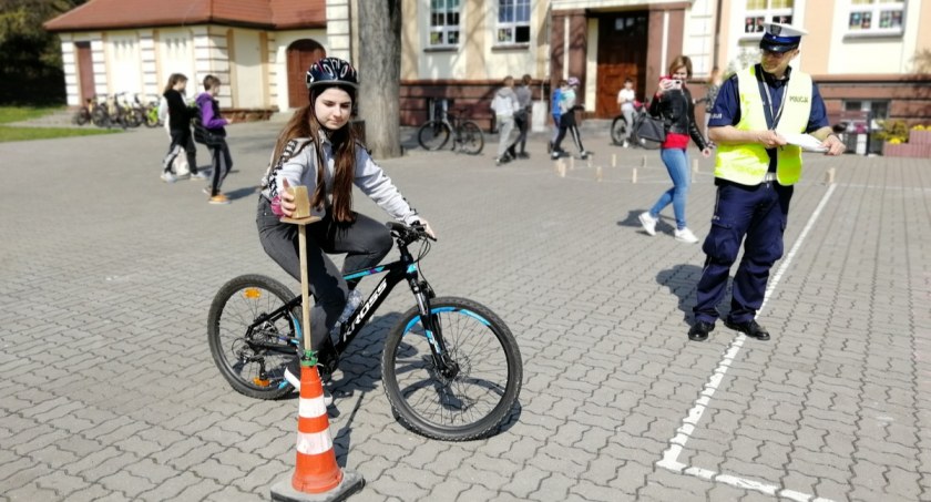 Uczniowie z Gródka i Świekatowa najlepsi w powiatowym Turnieju Bezpieczeństwa w Ruchu Drogowym [ZDJĘCIA]