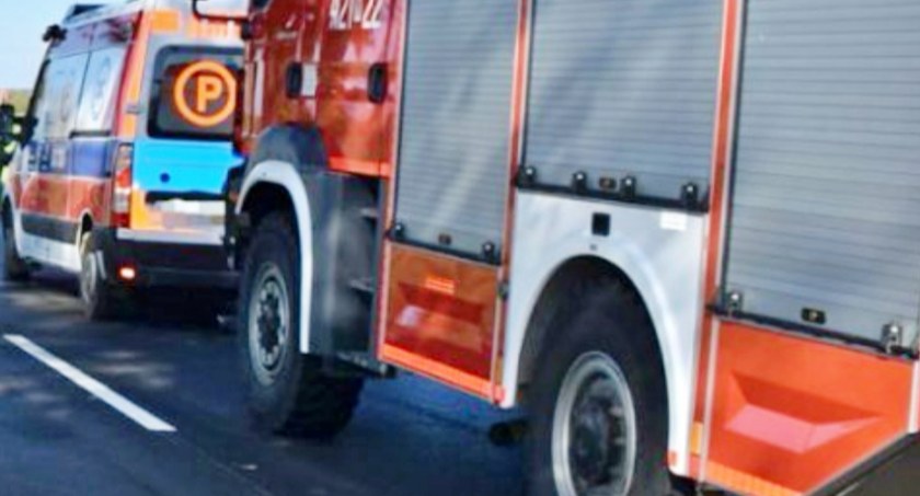 Uwaga! Wypadek w okolicach Świecia. Zderzyły się dwa pojazdy
