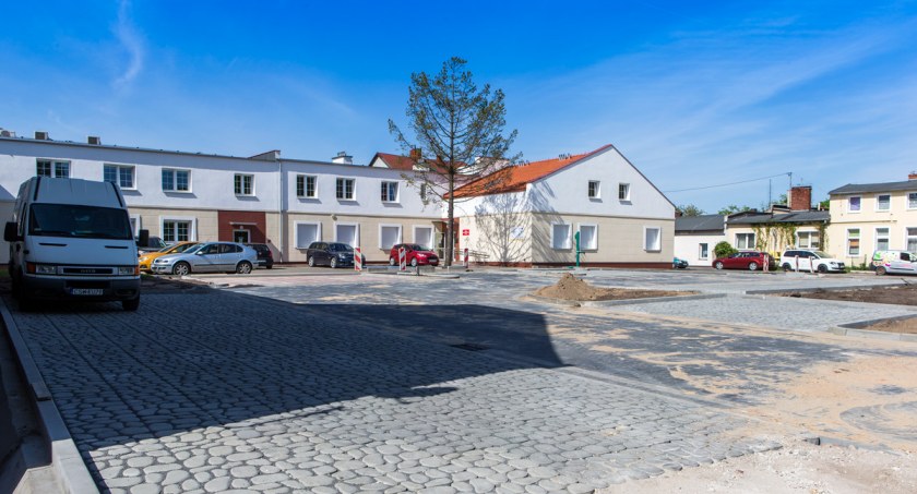 Parking przy starym szpitalu w Świeciu. Kończą się prace [ZDJĘCIA]
