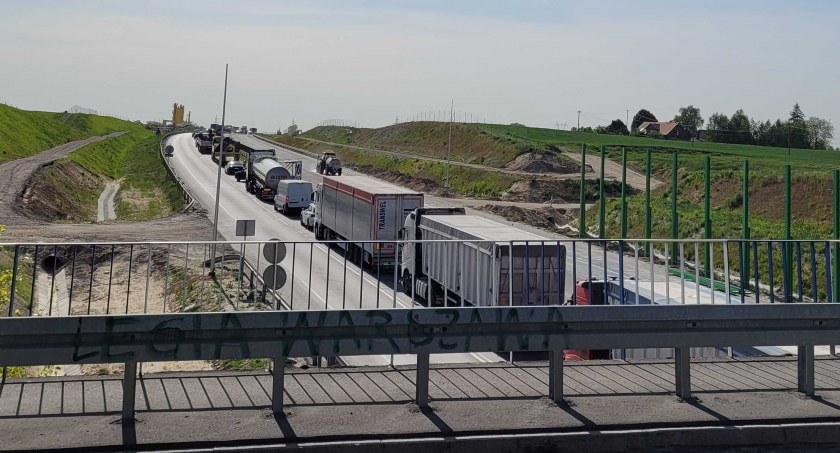 Korki na obwodnicy Świecia. Zepsuta ciężarówka zablokowała ruch