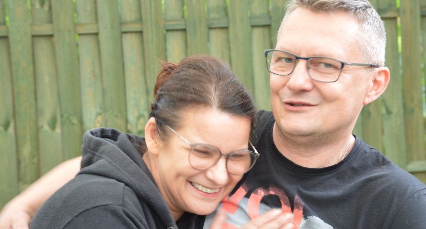 Miłość czasem każe czekać na siebie latami. Coś o tym wiedzą Beata i Sławomir Neumanowie