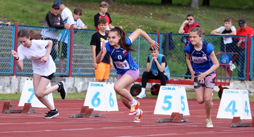 Powiat świecki najlepszy w Kujawsko-Pomorskich Igrzyskach w lekkoatletyce [DUŻO ZDJĘĆ]