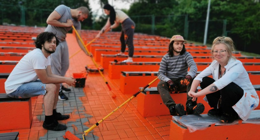 Powstaje mural w amfiteatrze w Świeciu. Końcowy efekt najlepiej podziwiać z lotu ptaka [ZDJĘCIA]