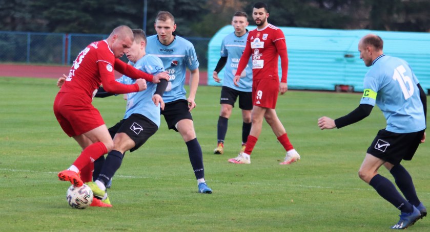 Wda Świecie zremisowała w Chełmnie. Start Pruszcz uległ liderowi