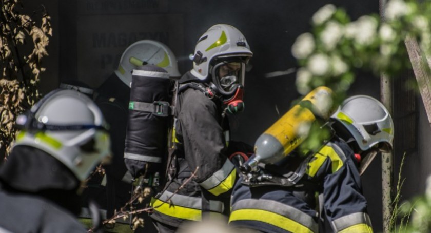 Wyciek gazu w wytwórni pasz. Wciąż jest zagrożenie wybuchem