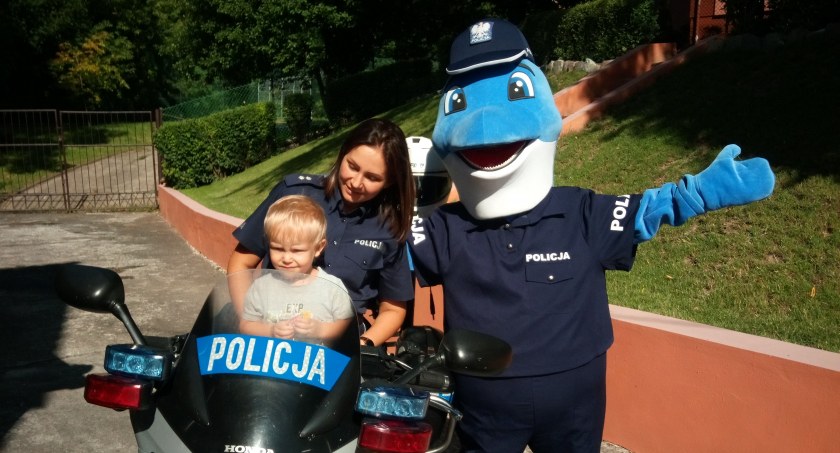 Żłobek miejski odwiedziła Policja. Dzieci były zachwycone