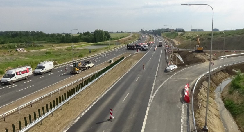 Brak przystanku w Luszkowie. Mieszkańcy muszą uzbroić się w cierpliwość