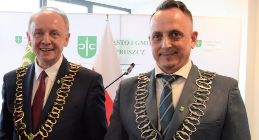 Burmistrz i przewodniczący kręcili kilometry na rowerach. Jak sobie poradzili?