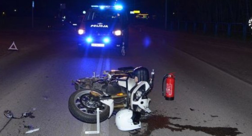 Kierująca audi wyjechała motocykliście. Poszkodowany trafił do szpitala