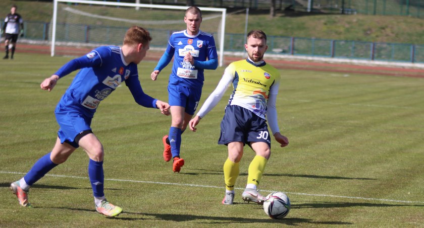 Wda Świecie zagra sparing z Unią Solec Kujawski na stadionie w Grucznie