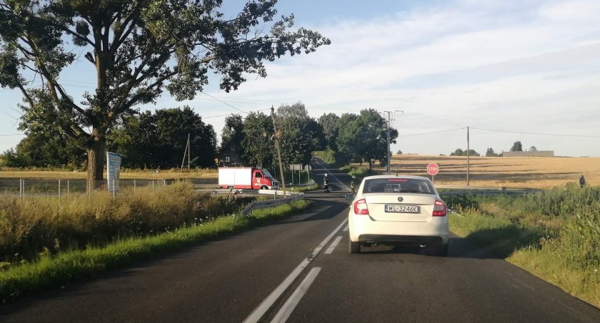 Wypadek w Plewnie. Są ranni i utrudnienia w ruchu