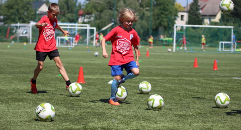 W Świeciu trwa III Wda Football Camp – Lato z Mondi 2022 [ZDJĘCIA]