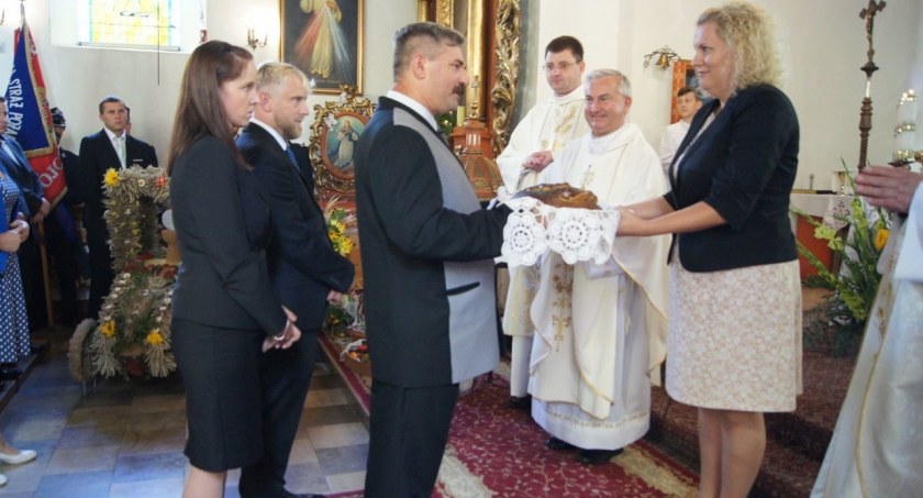 Gminne obchody Święta Plonów w Górnej Grupie. Te dożynki przygotowują ludzie z nie lada zapałem