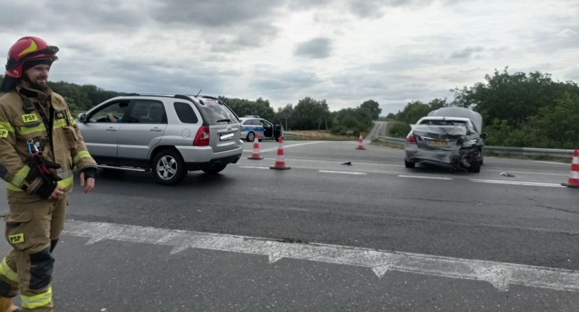 Zderzenie w Głogówku Królewskim. Utrudnienia na drodze krajowej nr 91  [AKTUALIZACJA]
