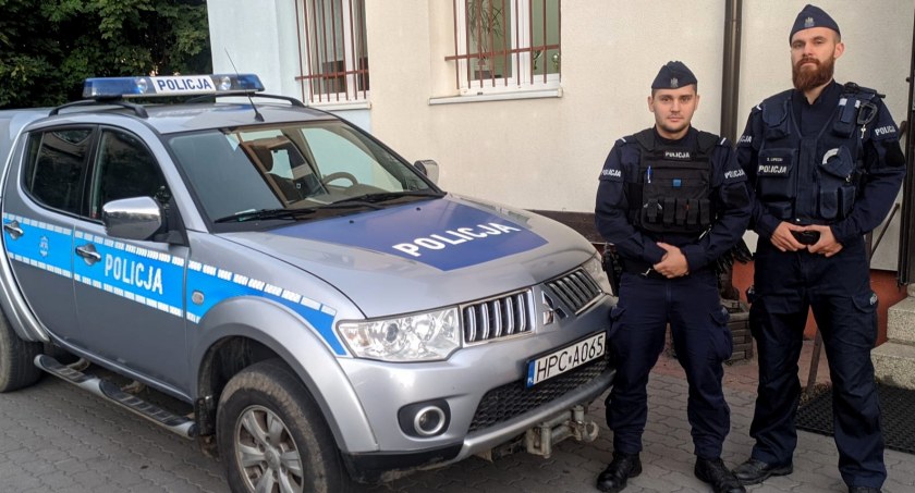 Policjanci z Nowego uratowali 38-latka. Mężczyzna pożegnał się z bliskimi