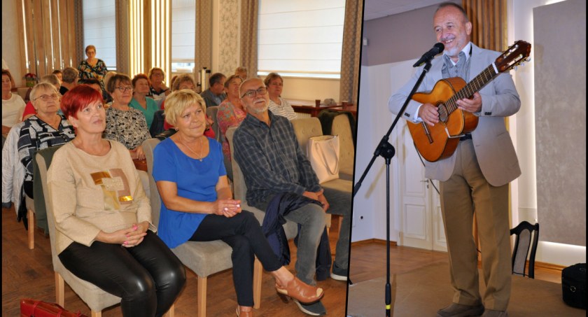 Marek Majewski w Bukowcu. Showman i satyryk rozbawił seniorów