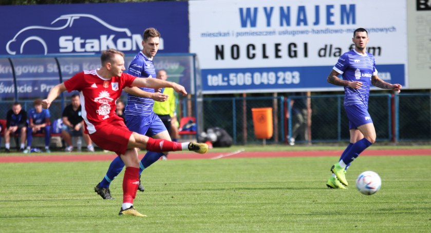 Wda Świecie lepsza od Noteci Łabiszyn. Hat-trick Tomasza Żylińskiego [ZDJĘCIA]