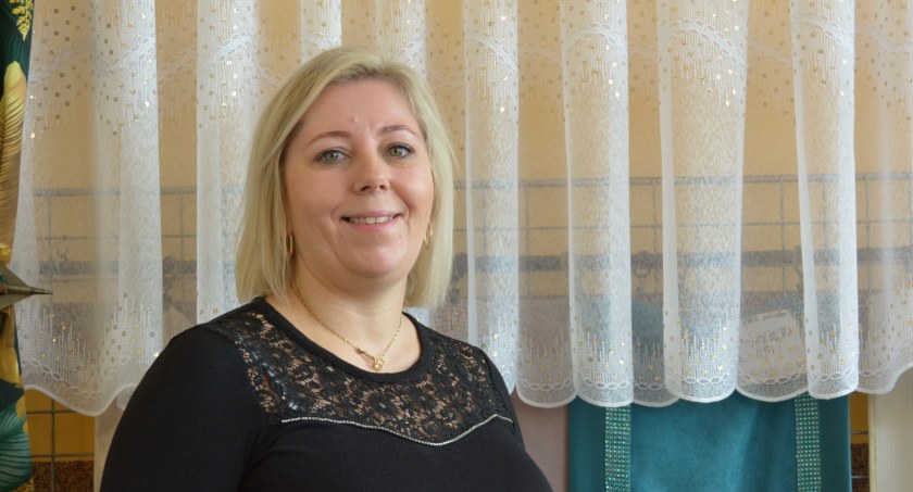 Marzena Radzio ekspertka od firan. w Salonie Firan Janina pracuje już 23 lata