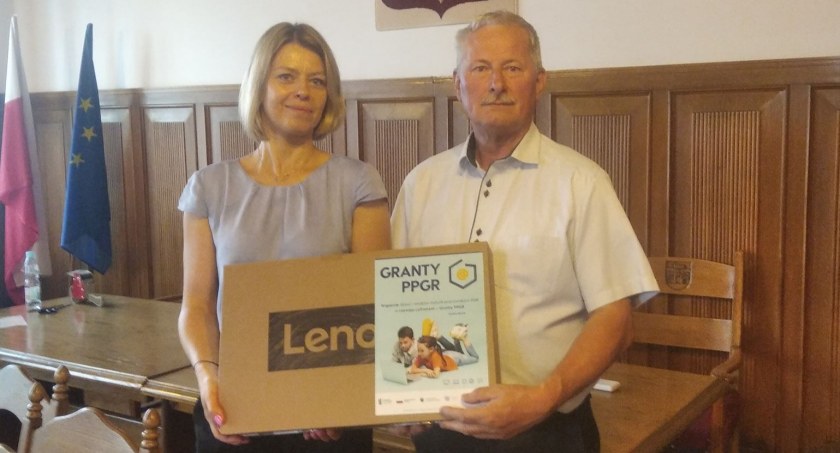 Bezpłatne laptopy i komputery w gminie Nowe. Wartość projektu to ponad 400 tys. zł