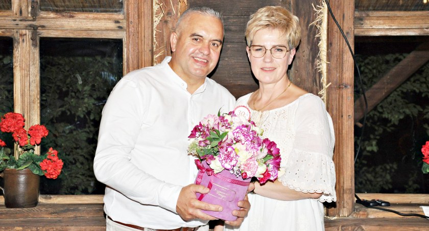 Hanna i Mirosław Winklarz z Serocka niedawno obchodzili 30. rocznicę ślubu. Jaka jest ich recepta na szczęście?
