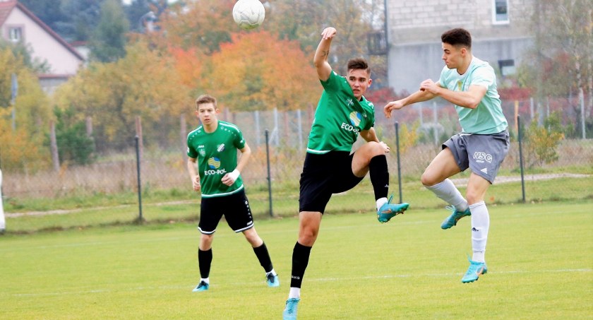 Przełamanie Pomorzanina Serock, Start Pruszcz przegrał w Łochowie