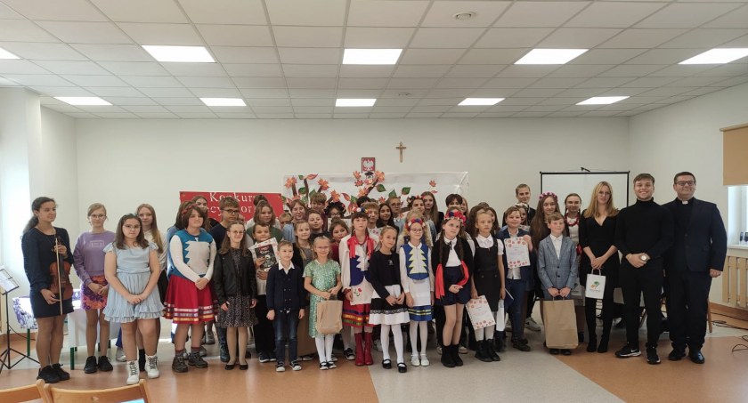 13.Powiatowy Konkurs Recytatorski - Poeci z Kociewia. Laureaci będą reprezentowali powiat świecki w finale w Tczewie [ZDJĘCIA]