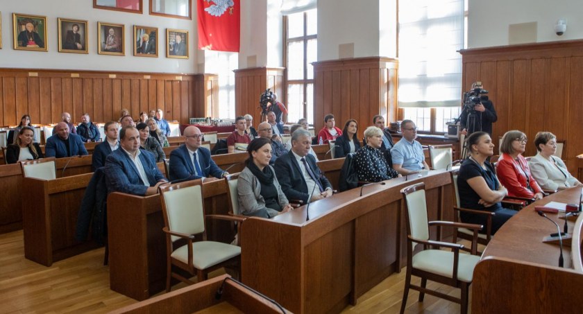 Pieniądze na rozwój działalności gospodarczej. Wśród beneficjentów znalazła się firma z powiatu świeckiego