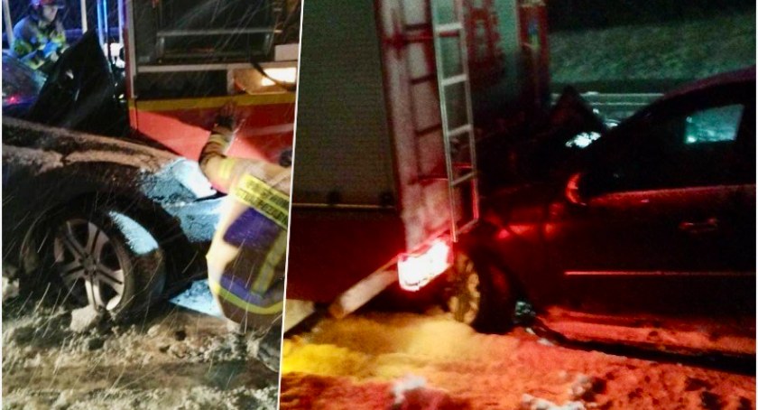 Śnieg zaskoczył kierowców i drogowców. Kolizje na drogach powiatu świeckiego