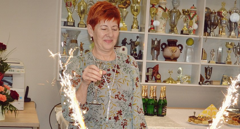 Mariola Murawska przechodzi na emeryturę. Przez 40 lat pracy zyskała sympatię współpracowników i podopiecznych