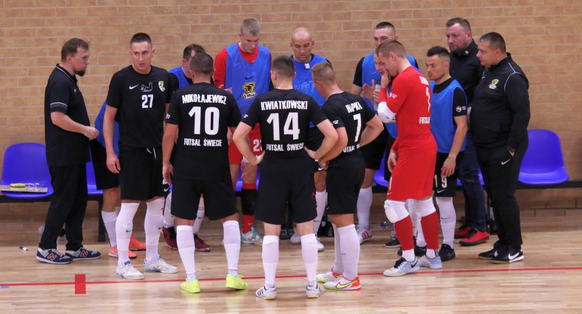 Tylko remis Futsalu Świecie w ostatkach. „Smok” uratował punkt