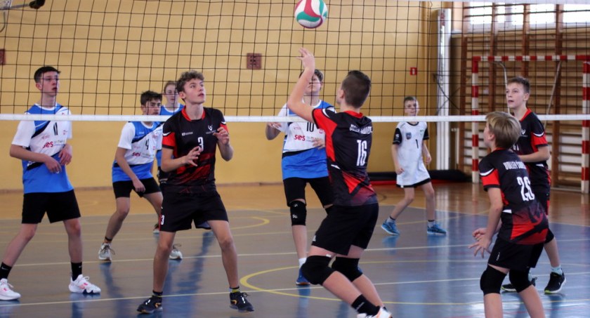 Volley Świecie przegrał z Aniołami Toruń w lidze młodzików. Historyczny set świecian [ZDJĘCIA]