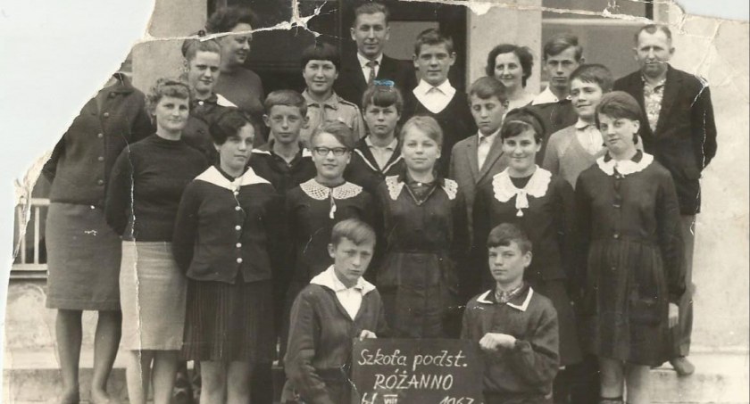 Czas zapisany w fotografii. Państwo Marianna i Franciszek Cerajewscy z Różanny przywiązują dużo uwagi do starych fotografii.