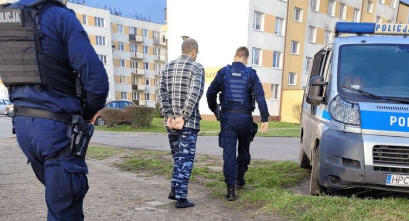 Wysyłał obrzydliwe filmy z czynnościami seksualnymi dzieciom. Mamy komentarz policji w tej sprawie