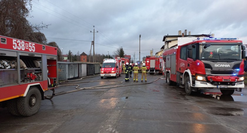 Akcja straży w Laskowicach. Na miejscu było siedem zastępów
