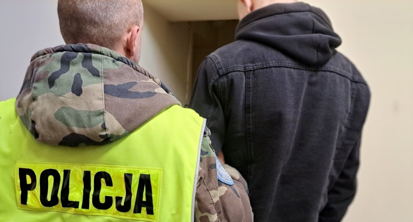 Ukradł wartościowe znaczki i monety. Później włamał się po raz drugi 