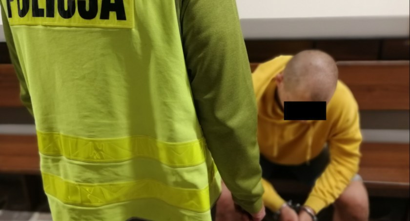 Włamanie do domu jednorodzinnego. Sprawca wpadł i okazało się, że ma do odsiadki wyrok