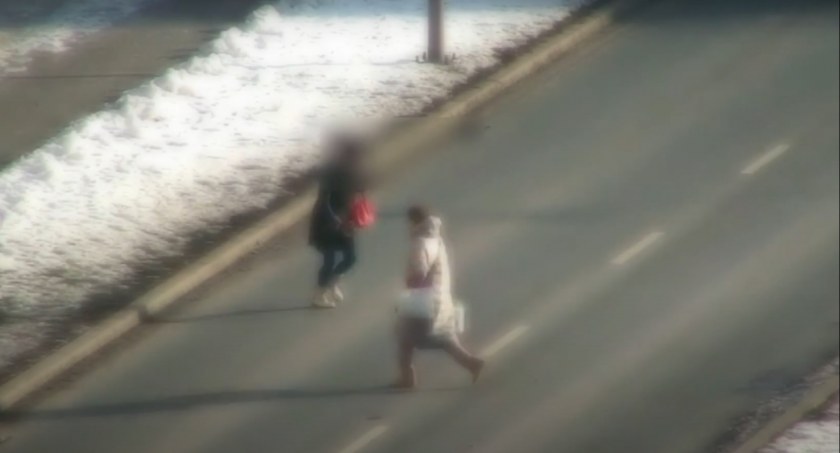 Tak zachowują się piesi. Policja apeluje o włączenie myślenia