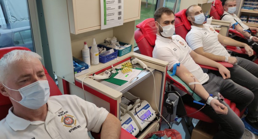 W Świeciu polała się krew. Najcenniejszy lek ofiarowało 45 osób [ZDJĘCIA]