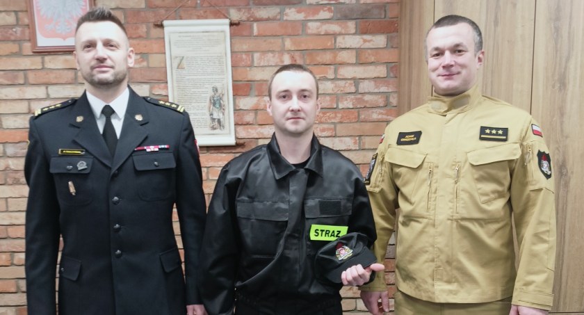Str. Patryk Piotrowski złożył ślubowanie. To ważny moment w życiu każdego strażaka
