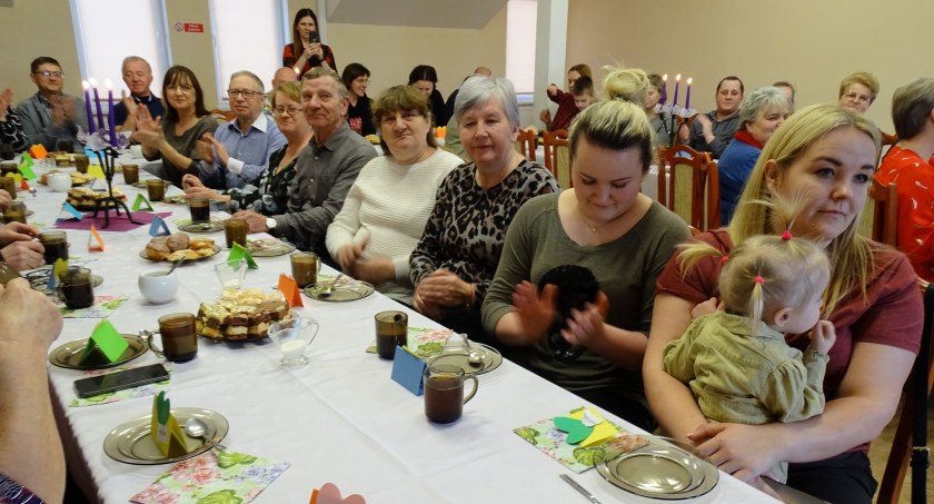 Dzień Kobiet i Mężczyzn w Drzycimiu. Spotkano się w świetlicy gminnej