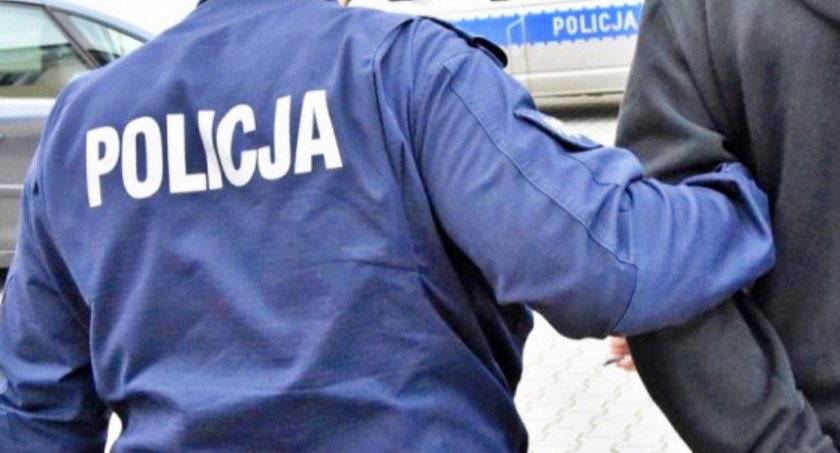 Z pojazdu wydobywał się zapach marihuany. Policjanci ze Świecia znaleźli w samochodzie coś jeszcze