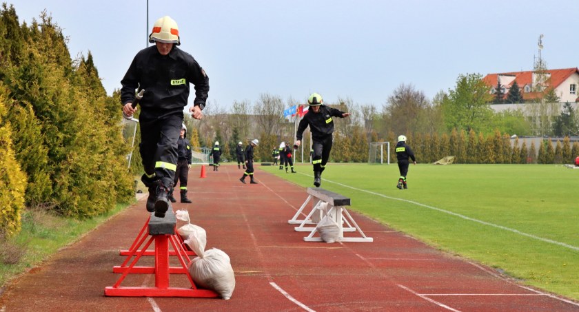 Tegoroczne międzygminne zawody sportowo-pożarnicze za nami. Zobaczcie fotorelację z wydarzenia