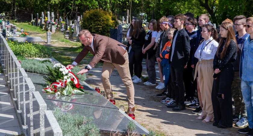 Rocznica zakończenia II wojny światowej. Złożono kwiaty