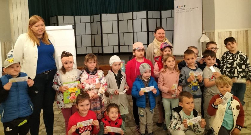 Promowali czytelnictwo wśród najmłodszych mieszkańców gminy Jeżewo. I Dziecięcy Festiwal Literacki za nami