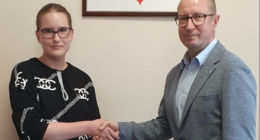 Na jeden dzień zostanie wójtem gminy. Weronika Chmielewska wygrała konkurs