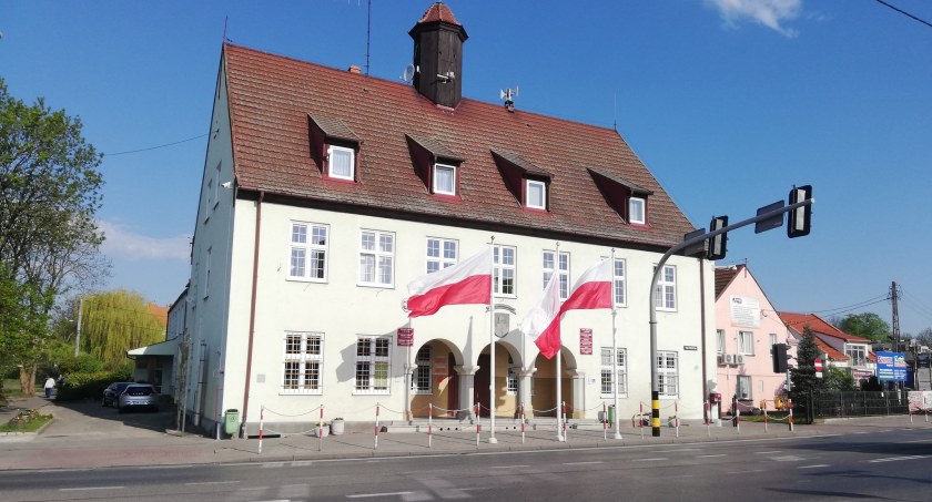 Która gmina w pow. świeckim wydaje najmniej na administracje? Przedstawiamy ranking