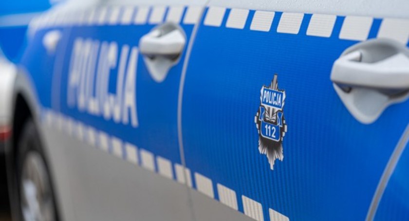 Gwałtownie zmieniał prędkość jazdy i jechał zygzakiem. Ta sytuacja zaniepokoiła policjanta na urlopie 